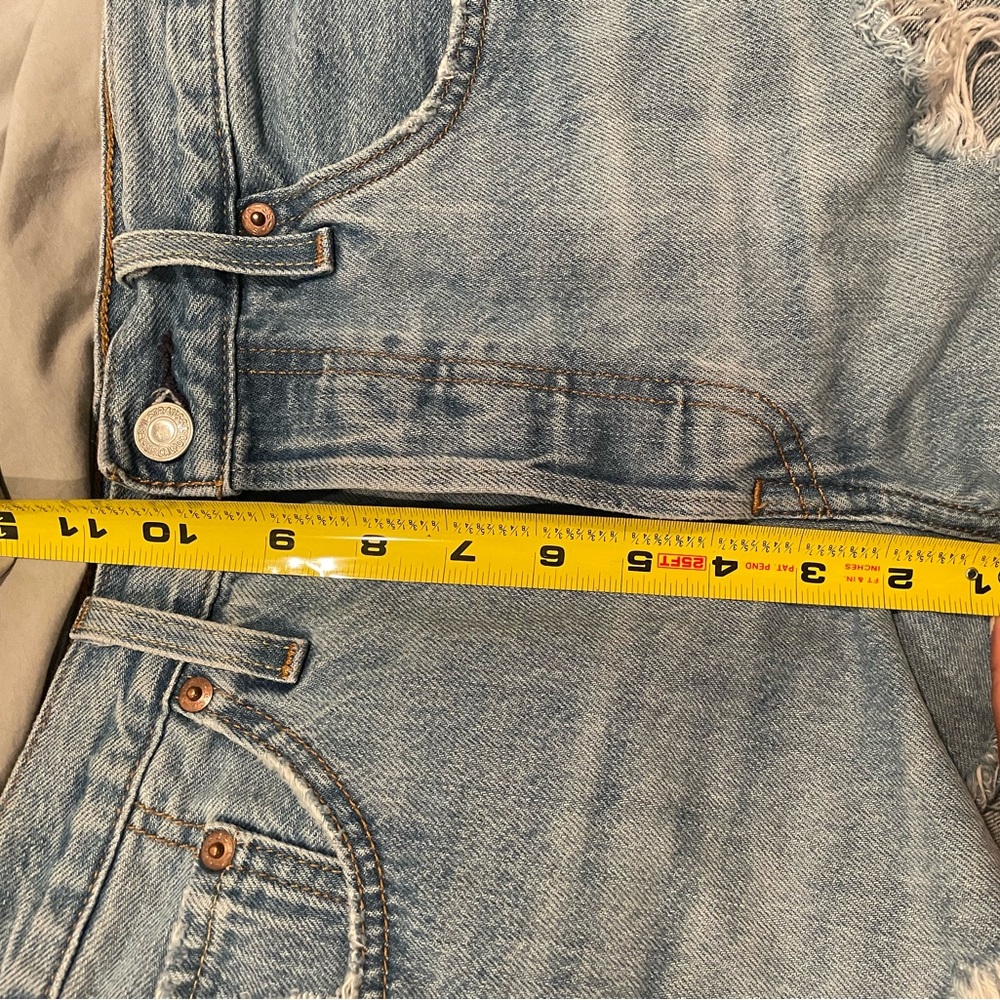 Levi’s - Picture 6 of 6
